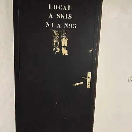 Neves - Location: Pour 4 Personnes Dans Un Quartier Anime *