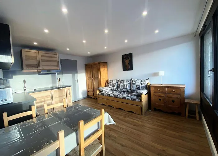 Neves - Location: Pour 4 Personnes Dans Un Quartier Anime Daire *